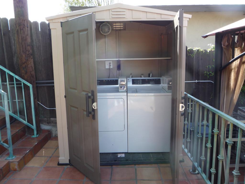 لوس أنجلوس Woodland Hills Calabasas Guesthouses المظهر الخارجي الصورة